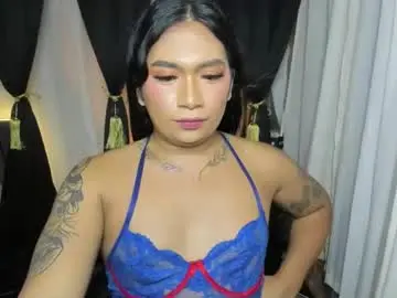 Chaturbate Live Sex Cam of tricxieissubmissive