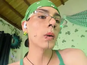 axellcollins from chaturbate