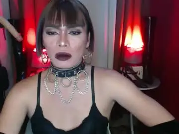 Chaturbate Live Sex Cam of dominantrix_diannaxxx