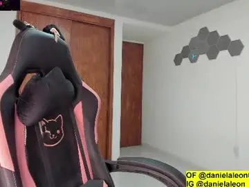 Chaturbate Live Sex Cam of andreja_pejic