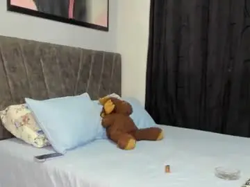 Chaturbate Live Porn of zoel_amber19