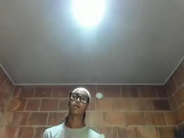 Chaturbate Sex Chat of nahomy_james25