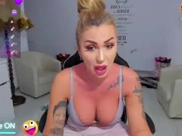 Chaturbate Live Porn of golddivine00