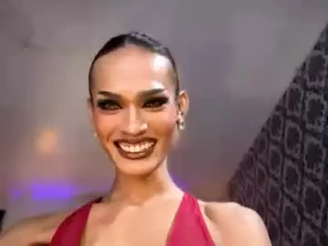 Chaturbate Live Sex Cam of queenvalentinats