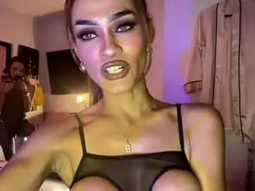 Chaturbate Best live sex cam show of queenvalentinats