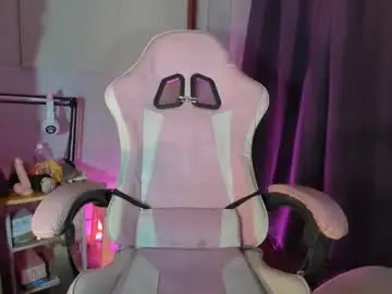 Chaturbate Live Sex Cam of angelmoanster2