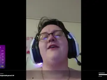 Chaturbate Free Porn Cam of intentkitten