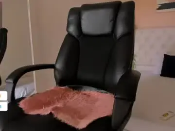 Chaturbate Live Sex Cam of sweet_starxx