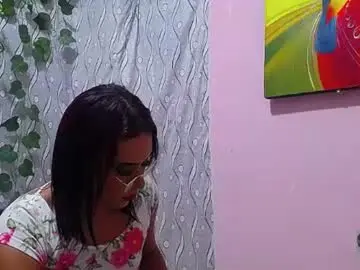 Chaturbate Live Sex Cam of isa_trans24