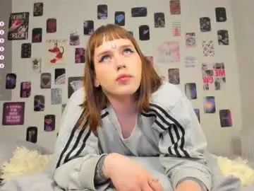 alice_moonshard from chaturbate