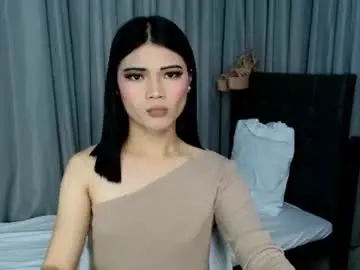 Chaturbate Free Live Porn of kiora_greyson