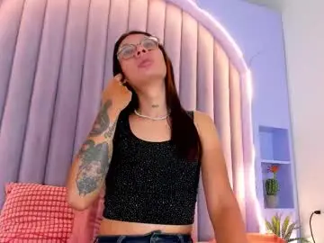 Chaturbate Adult Video Chat of lauraagomezz__