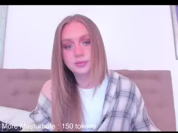 alexashowcum from chaturbate