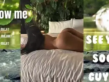 Chaturbate Nude Webcam of emmamejia7