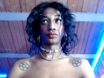 Chaturbate Sex Chat of maidi_hot