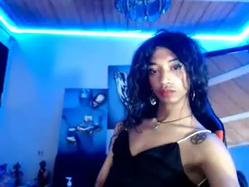 Chaturbate Live Sex of maidi_hot