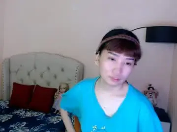 Chaturbate Live Sex Cam of shantalfoxxy