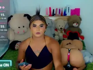 Chaturbate Watch Live Sex Cams of cattaleya_skinny