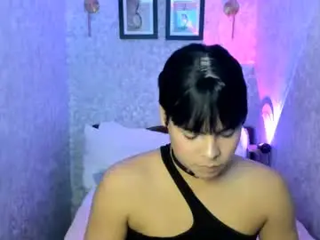 Chaturbate Live Sex Cam of emily_rosue_
