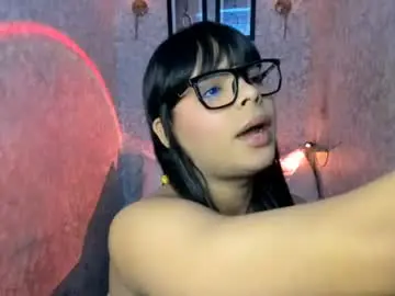 Chaturbate Live Porn of emily_rosue_