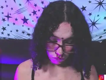 Chaturbate Watch Live Sex Cams of dark_nina__