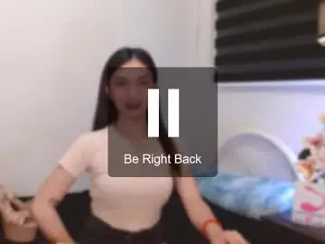 prettyakhira from chaturbate