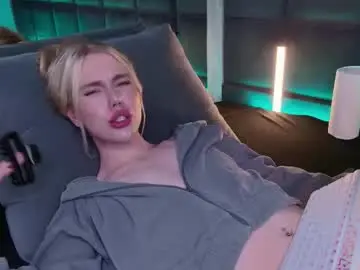 Chaturbate Watch Live Sex Cams of danielpaige_