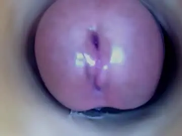 paulainoscente from chaturbate