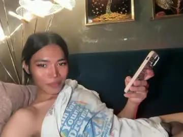 Chaturbate Live Porn of chatie_papi