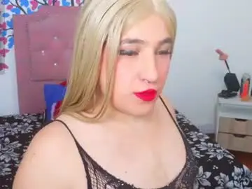 elektra_doll from chaturbate