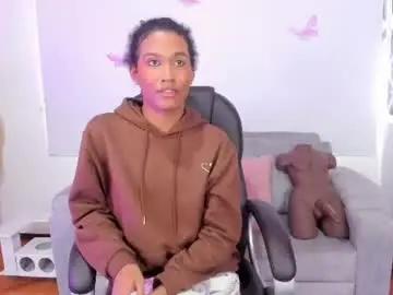 naomisaenz_ from chaturbate