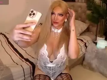 Chaturbate Adult Video Chat of mistressemeraldxx
