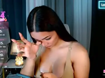 Chaturbate Watch Live Sex Cams of violetasha