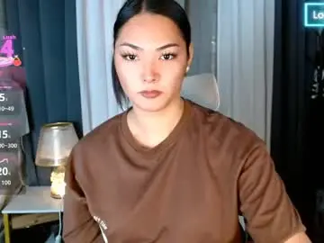 Chaturbate Live Sex Cam of violetasha