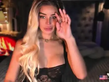 hanny113826 from chaturbate