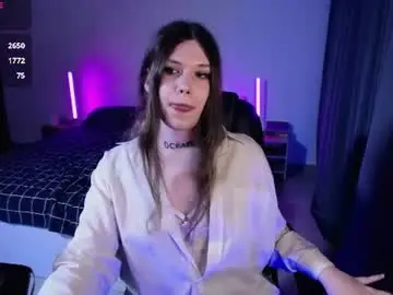 Chaturbate Live Sex Cam of micheledoll