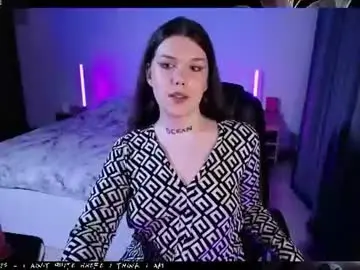 Chaturbate Sex Cam of micheledoll