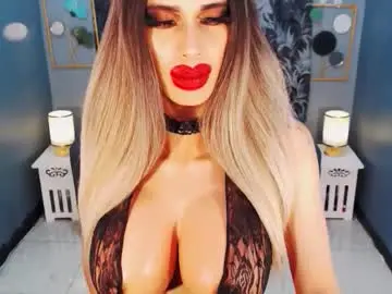 Chaturbate Live Sex Cam of bigbomblhoraine