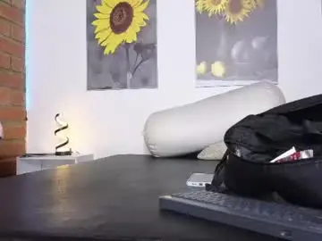 Chaturbate Live Sex of kata_lhella