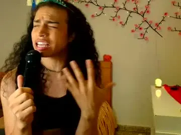 Chaturbate Live Sex Cam of daphne_abigail