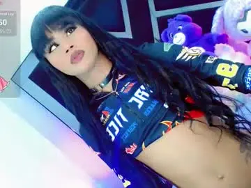 Chaturbate Free Live Porn of alahia_daboin