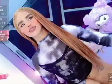 Chaturbate Sex Cam of alahia_daboin