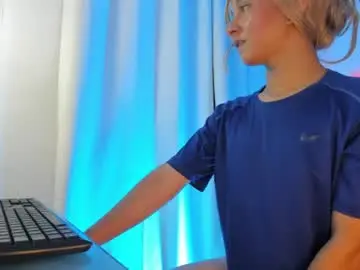 Chaturbate Live Porn of bellaroge