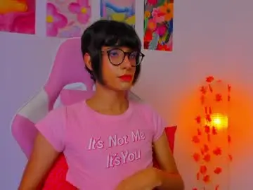 Chaturbate Best live sex cam show of madeline_21