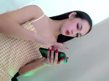 Chaturbate Live Sex Cam of queen_danaya