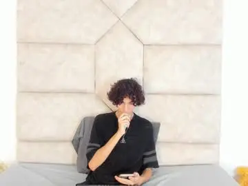 Chaturbate Free Porn Cam of scaarlett_22