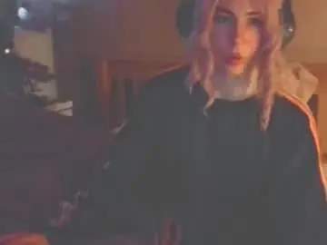 notyourfemboi from chaturbate