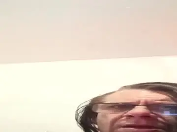 Chaturbate Watch Live Sex Cams of sluttyslut123797367