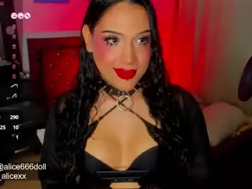 Chaturbate Nude Webcam of alice666doll