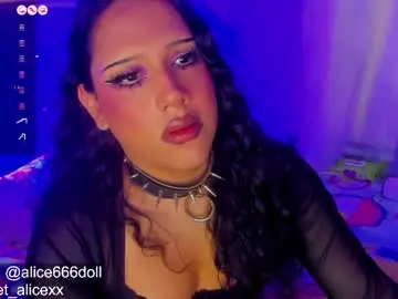 Chaturbate Live Sex of alice666doll